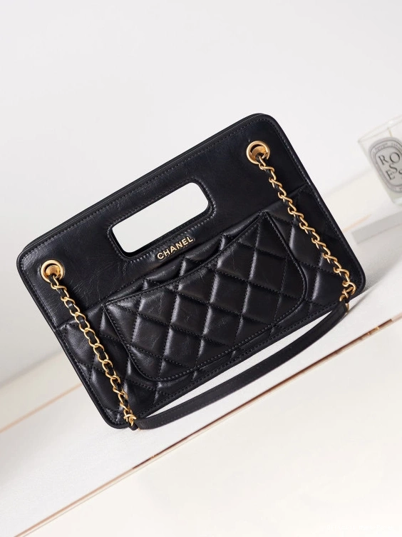 Hyper Peter CHANEL SMALL TOTE 0806